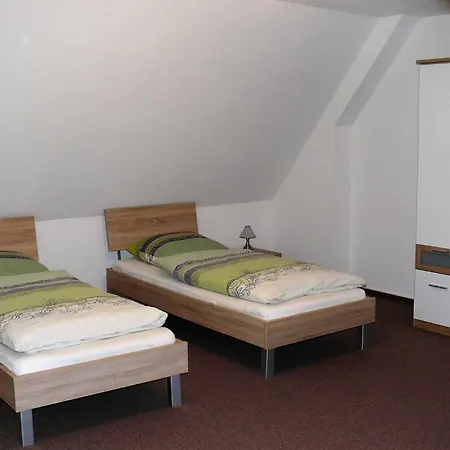 Haus-auetal Apartmán *