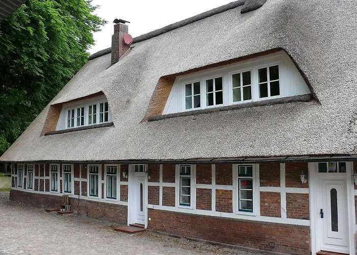 Haus-auetal 度假居 *